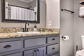 Howdy Haus: Pool + Hot Tub + Outdoor Space