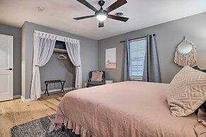 Howdy Haus: Pool + Hot Tub + Outdoor Space