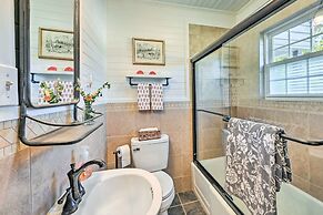 Farmhouse Cottage on 10 Acres: Trails On-site