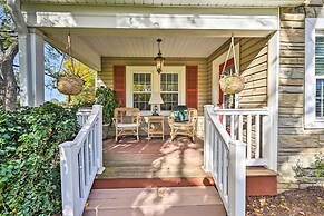 Farmhouse Cottage on 10 Acres: Trails On-site