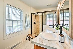 Farmhouse Cottage on 10 Acres: Trails On-site