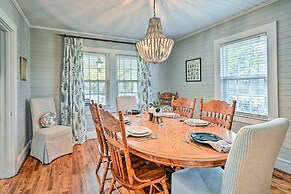 Farmhouse Cottage on 10 Acres: Trails On-site