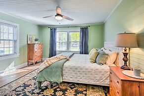 Farmhouse Cottage on 10 Acres: Trails On-site