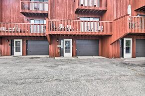 Near Lake Granby: Grand Lake Townhome w/ Views