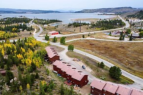 Near Lake Granby: Grand Lake Townhome w/ Views