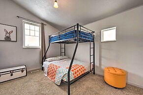 Family-friendly Logan Farmhouse w/ Yard & Near USU