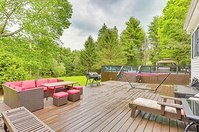 Hot Tub, Game Room: Greentown Home Near State Park