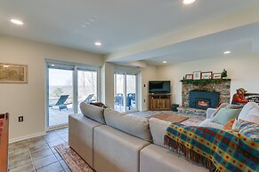 Front Royal Hilltop Cabin w/ Panoramic Views!