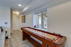 Front Royal Hilltop Cabin w/ Panoramic Views!