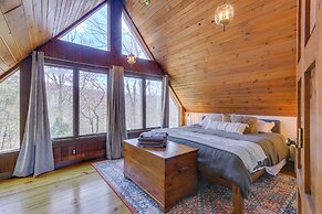 Front Royal Hilltop Cabin w/ Panoramic Views!