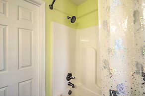 Harrisonburg Retreat w/ Hot Tub ~ 2 Mi to JMU