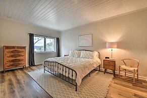 Deck + Lake Views: Grand Glenville Retreat