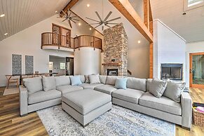 Deck + Lake Views: Grand Glenville Retreat