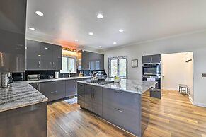 Deck + Lake Views: Grand Glenville Retreat