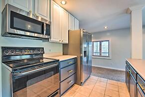 Deck + Lake Views: Grand Glenville Retreat