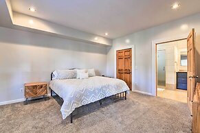 Deck + Lake Views: Grand Glenville Retreat