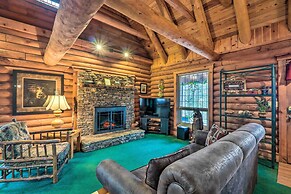 Gatlinburg Log Cabin w/ Hot Tub & Mountain Views!