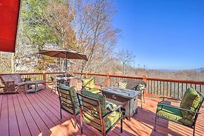 Near Beech Mountain: Crimson Cabin w/ Views