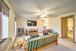 Near Beech Mountain: Crimson Cabin w/ Views