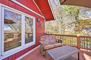 Near Beech Mountain: Crimson Cabin w/ Views