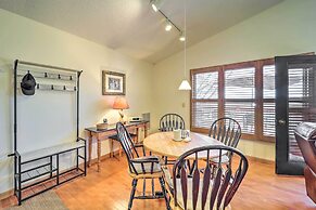 Near Beech Mountain: Crimson Cabin w/ Views