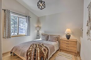 Idyllic Fairplay Cabin w/ Mt Silverheels View