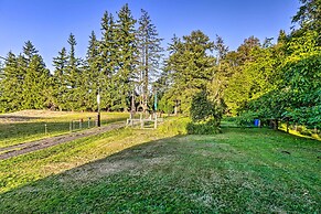 Ferndale Cottage on Private 20 Acre Farm!