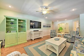 Lake Norman Retreat w/ Dock ~ 1 Mi to Marina!