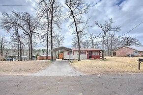 Pet-friendly Jefferson Retreat < 1 Mi to Lake!