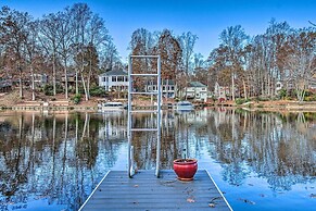 Sauna & Game Room: Lake House in Locust Grove!