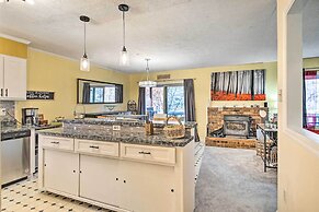 Sauna & Game Room: Lake House in Locust Grove!