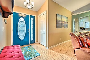 Lake Michigan Gem < Half-mi to Private Beach!