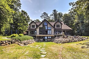 Lakefront Hayward Home w/ Game Room & Private Dock