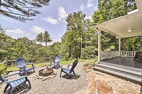 Enchanting Bryson City Cottage w/ Mtn Views!