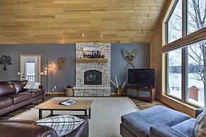 Lakefront Cottage in Iron River: 3 Mi to Skiing!