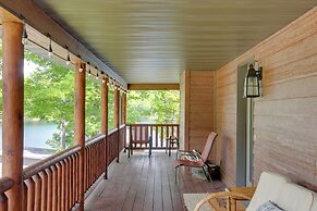 Lakefront Cottage in Iron River: 3 Mi to Skiing!