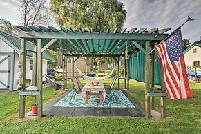 Lakeside Kent Home w/ Pier + Boat Ramp Access