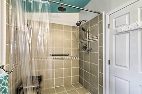 Lakeside Kent Home w/ Pier + Boat Ramp Access