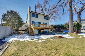 Spacious Lakefront Home in White Lake w/ Hot Tub!