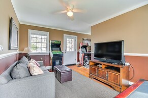 Lakefront Cayuga Retreat w/ Private Deck & Hot Tub