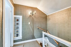 Lakefront Cayuga Retreat w/ Private Deck & Hot Tub