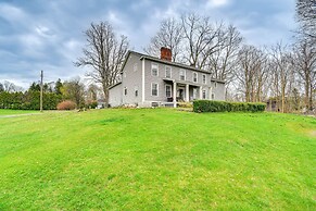 Lakefront Cayuga Retreat w/ Private Deck & Hot Tub