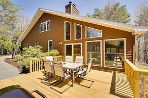 Lake George Oasis w/ 9 Acres, Hot Tub & Game Room!