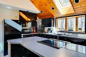 Lake George Oasis w/ 9 Acres, Hot Tub & Game Room!