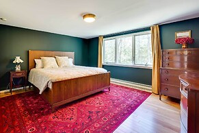 Lake George Oasis w/ 9 Acres, Hot Tub & Game Room!