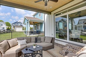 Modern Luxury Retreat: Walk to Tims Ford Lake!