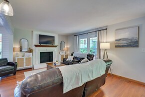 Lakefront Vacation Rental w/ Views & Hot Tub!