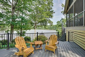 Lakefront Vacation Rental w/ Views & Hot Tub!