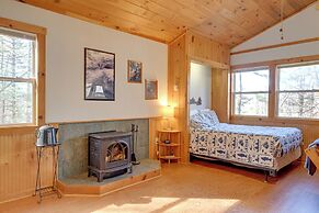 Cabin w/ Hot Tub - Near Nantahala Outdoor Center!