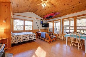 Cabin w/ Hot Tub - Near Nantahala Outdoor Center!
